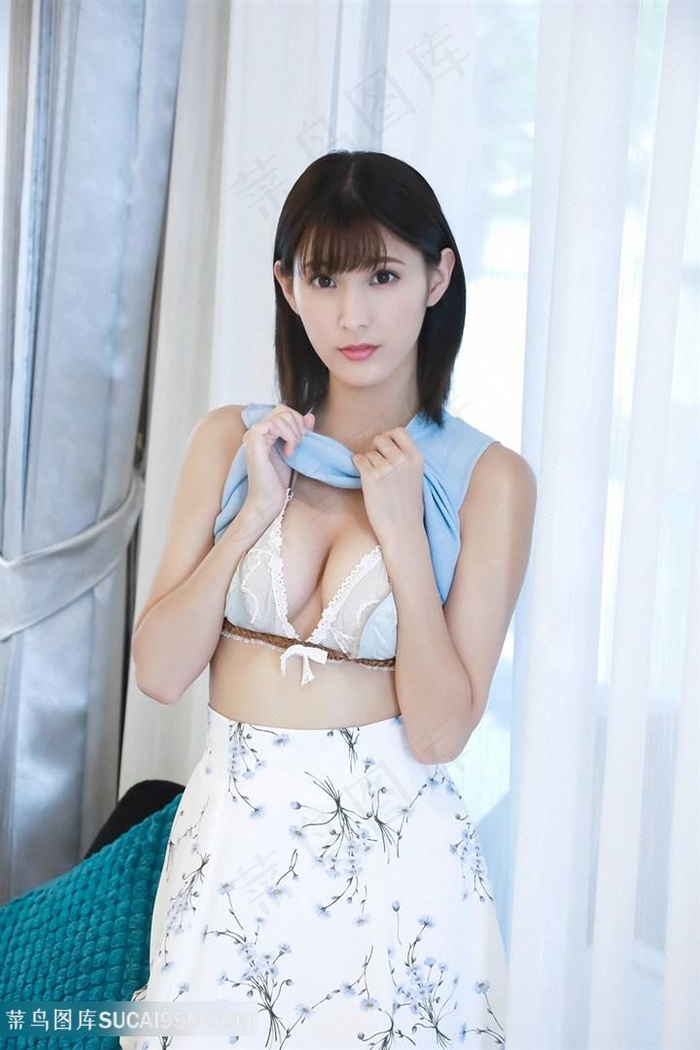 黑人猛男猛搞白人美女逼逼